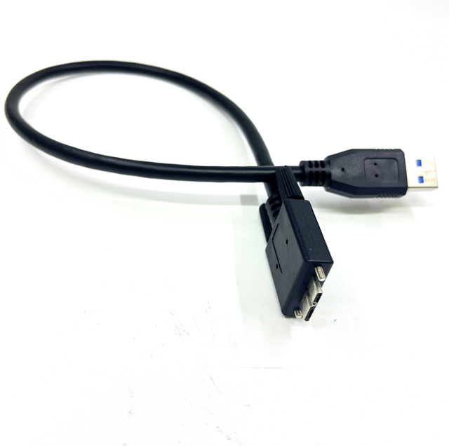 Screw lock Micro USB 3.0 cable assembly